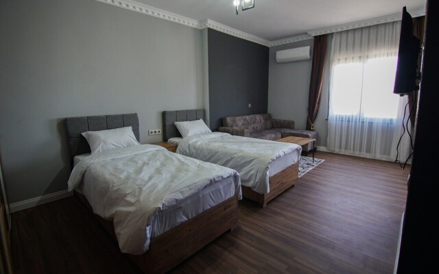 Aswana Suit Hotel