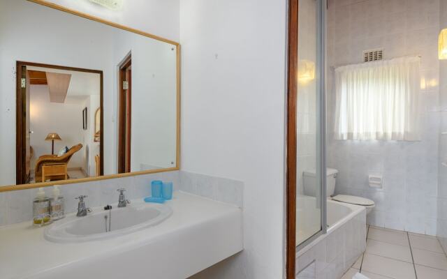 San Lameer Villa Rentals  2843