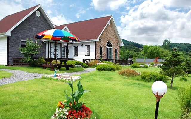 Gapyeong Pine Hill Pension