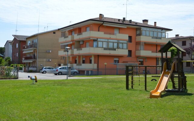 Wonderful two Bedroom Apartment Close to the Beach