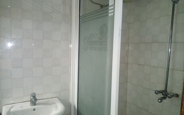 Offshoreroomz Hotel