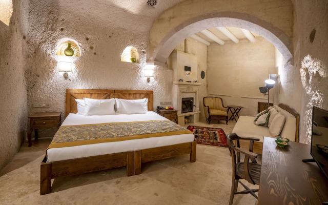 Peristyle Cave Cappadocia - Special Class