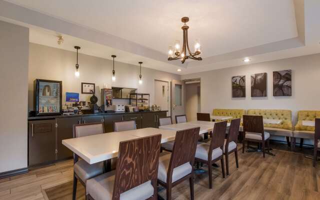 Best Western Colonel Butler Inn