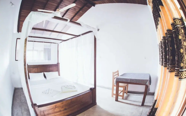 Rupa's Hotel Arugambay