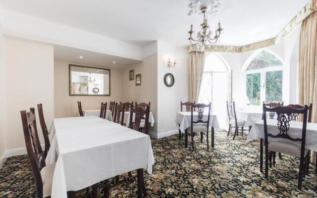 Mount Pleasant Hotel