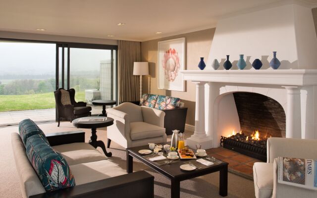 Mont Rochelle Hotel & Vineyard