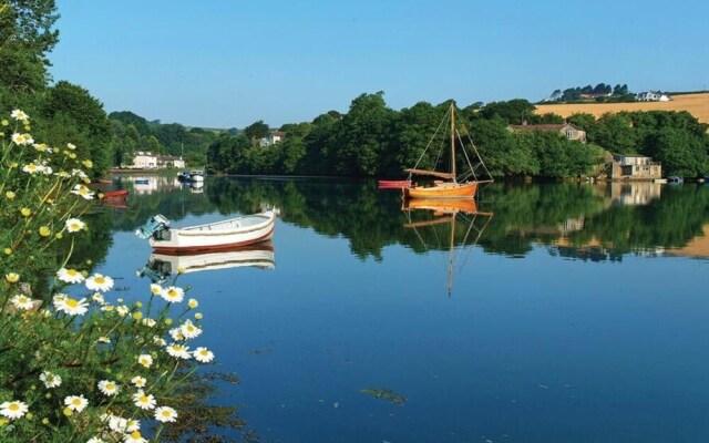 4 Island Quay