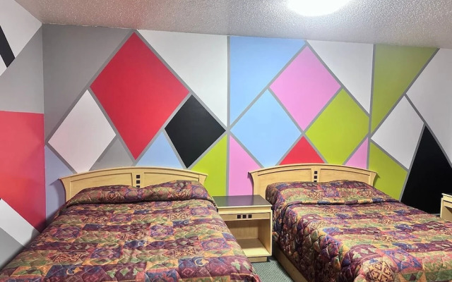 Grizzly Motor Hotel