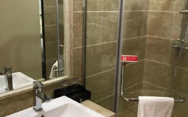 Siding International Hotel