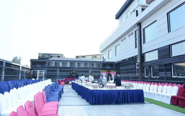 Hotel Grand SR