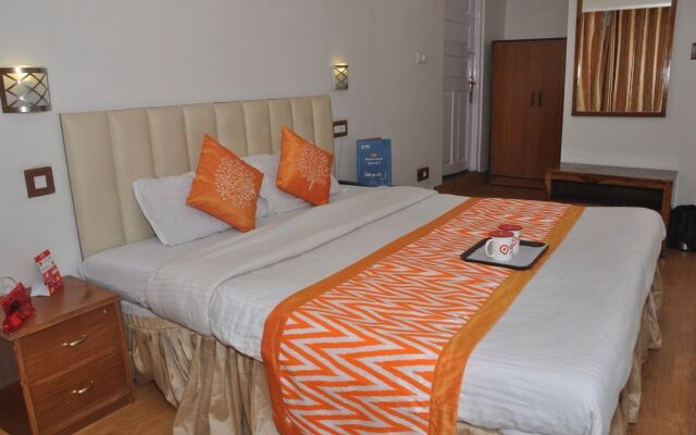 OYO 1636 Hotel Rahat Regency