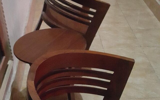 Hotel Any Lestari Lakey