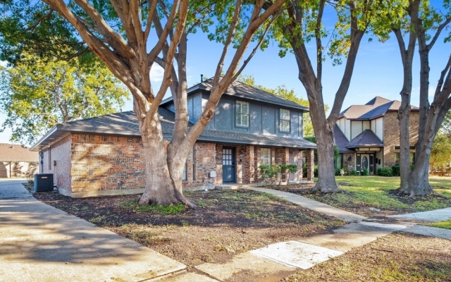 2414 Pecan