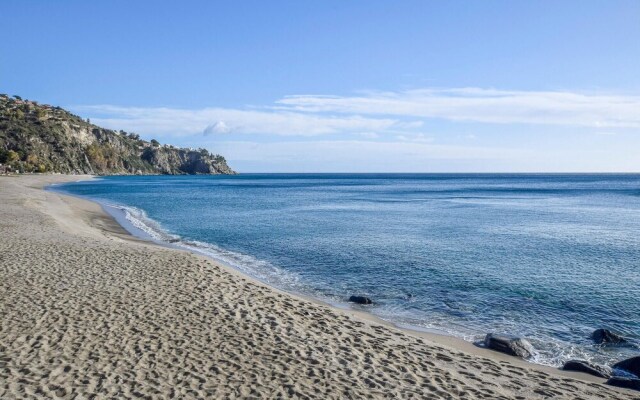 Nice Apartment in Guardavalle Marina With 1 Bedrooms