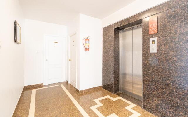 OYO 71720 Hotel Fiesta Grand