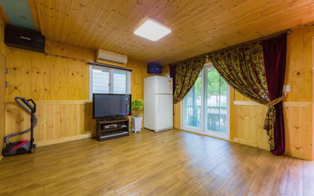 Yangpyeong Wide-garden House Pension
