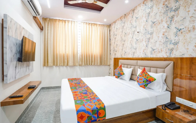 Fabhotel Platinum Palace