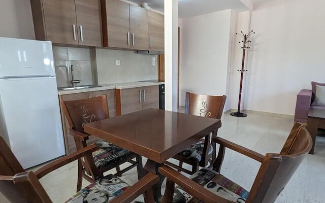 Achilleas Rentals in Kamena Vourla