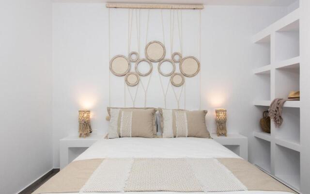 Plaka Villas Naxos Sofia sleeps 7