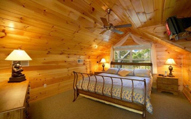 A Slice of Heaven 2 Br cabin by RedAwning