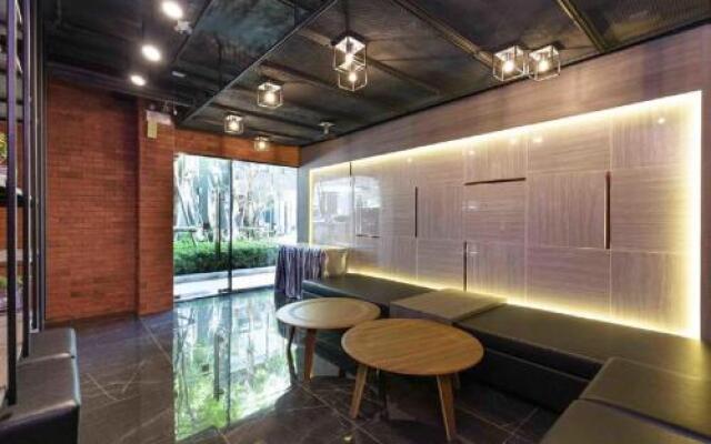 The Excel Groove Condo at Lasalle 52