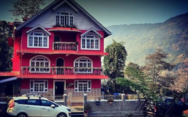 heem yamb inn