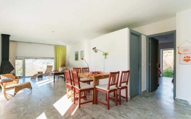 Casa de las Letrinas Bajas