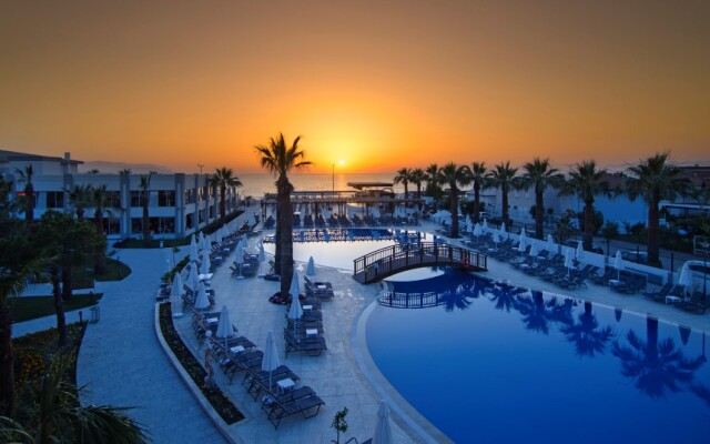 Palm Wings Beach Resort & Spa Kusadasi- All Inclusive