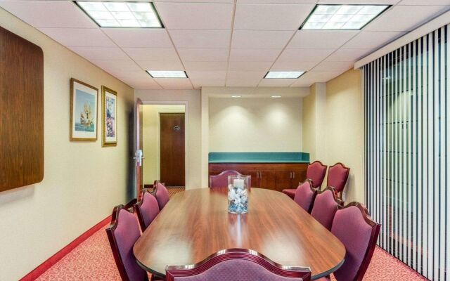 Holiday Inn Express Plymouth by IHG