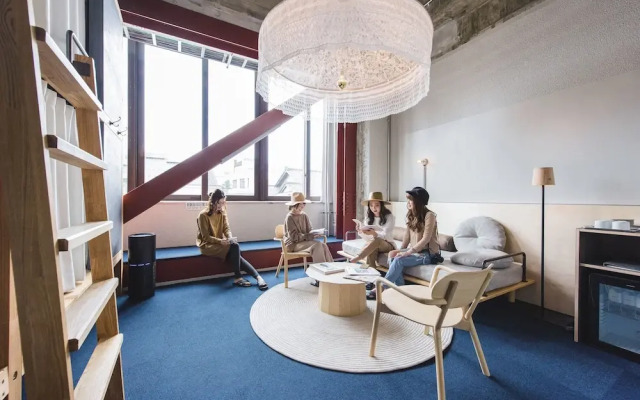 HATCHi Kanazawa - Hostel