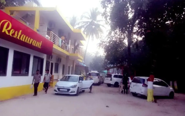 Aashirwad Paying Guest House