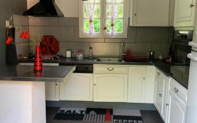 Studio rénové pour 1 ou 2 voyageurs