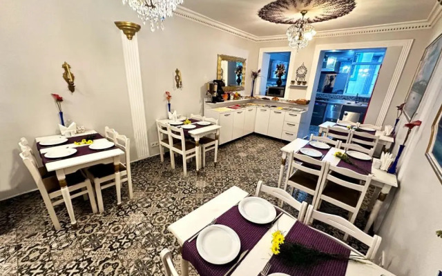 Modern Sultan Hotel