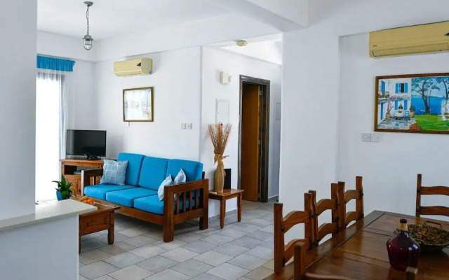 Azzurro Holiday Villas Peyia