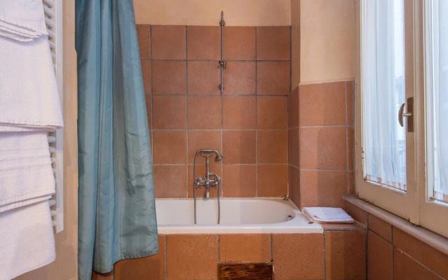 RSH Trevi Fountain Apartment 2