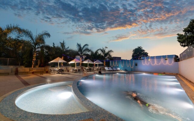 V One Hotel - The Competent Palace