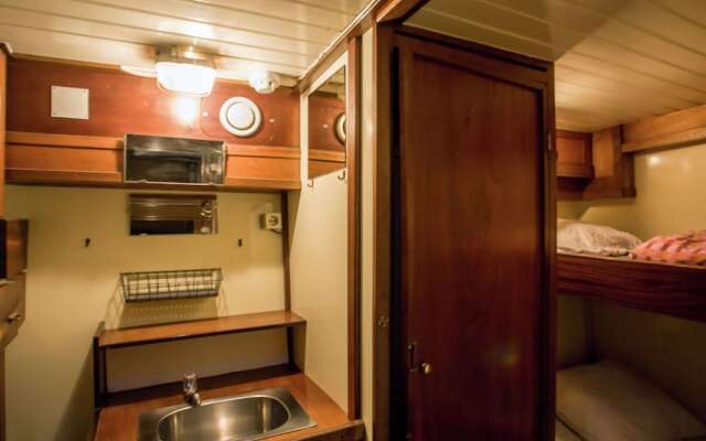 Marie Galante Holiday Boat