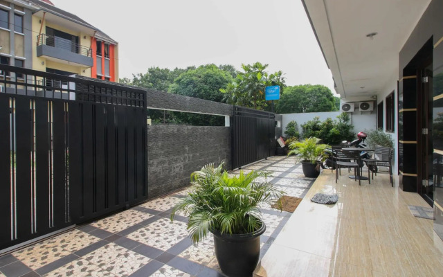 Aira Rooms Anggrek Serat BSD