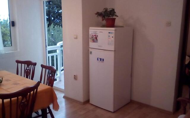 Biljana - 150m From Beach - A2