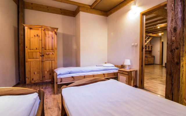 Top Hostel