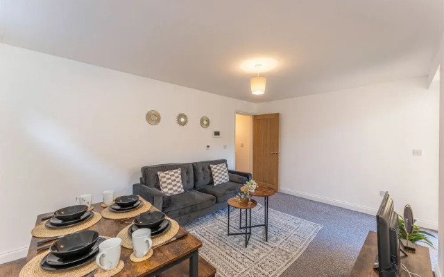 Homely 2-bed Apartment Near Luton Town Centre