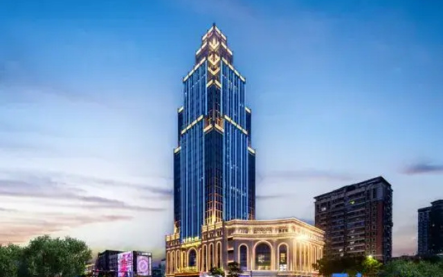 Vienna International Hotel (Shanwei Xinli Central Plaza )