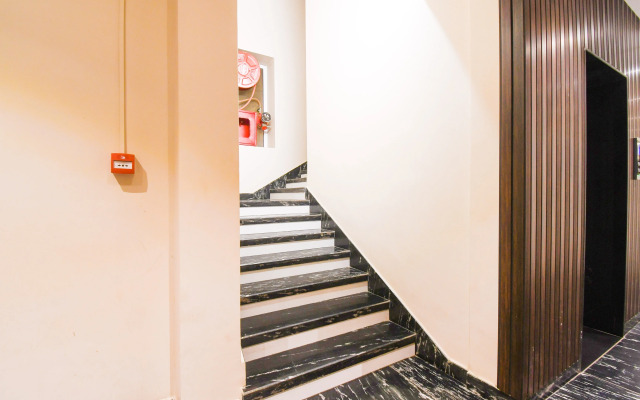 Super Townhouse Near Marine Drive