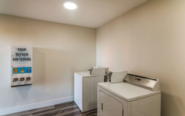 Econo Lodge Hesperia - Victorville I-15