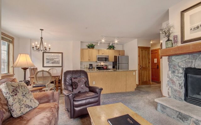 8452 Dakota Lodge 2 Bedroom Condo by RedAwning