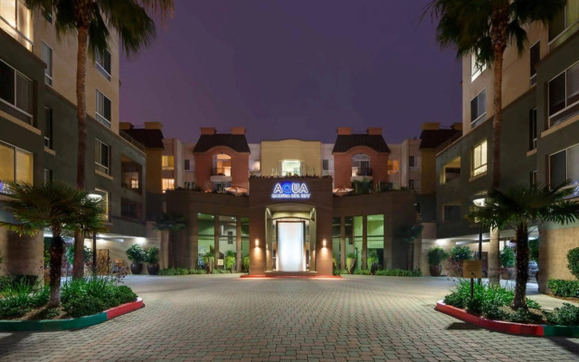 Global Luxury Suites at Lincoln Blvd