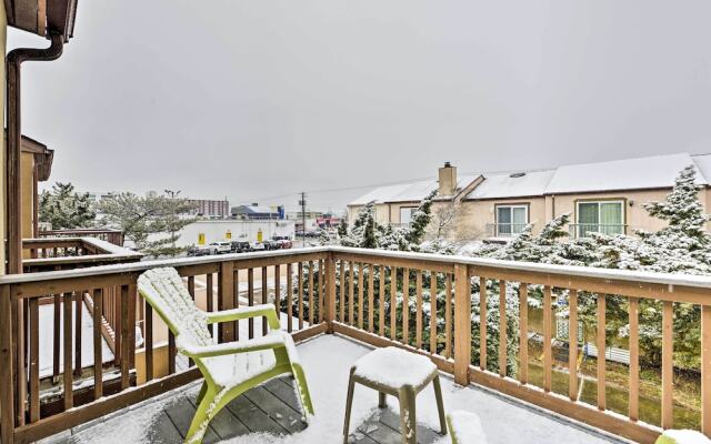 Family-friendly Wildwood Townhome ~ 3 Mi to Beach