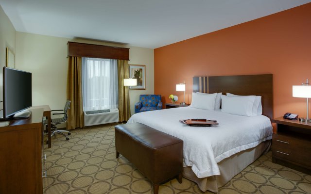 Hampton Inn & Suites Philadelphia/Bensalem