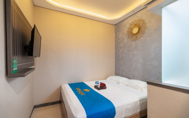 Orange Hotel Surabaya – Guest Rooms – Surabaya