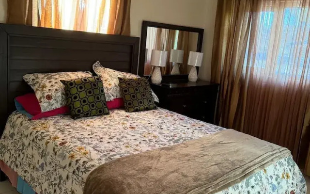 Queen Anne's Apartments